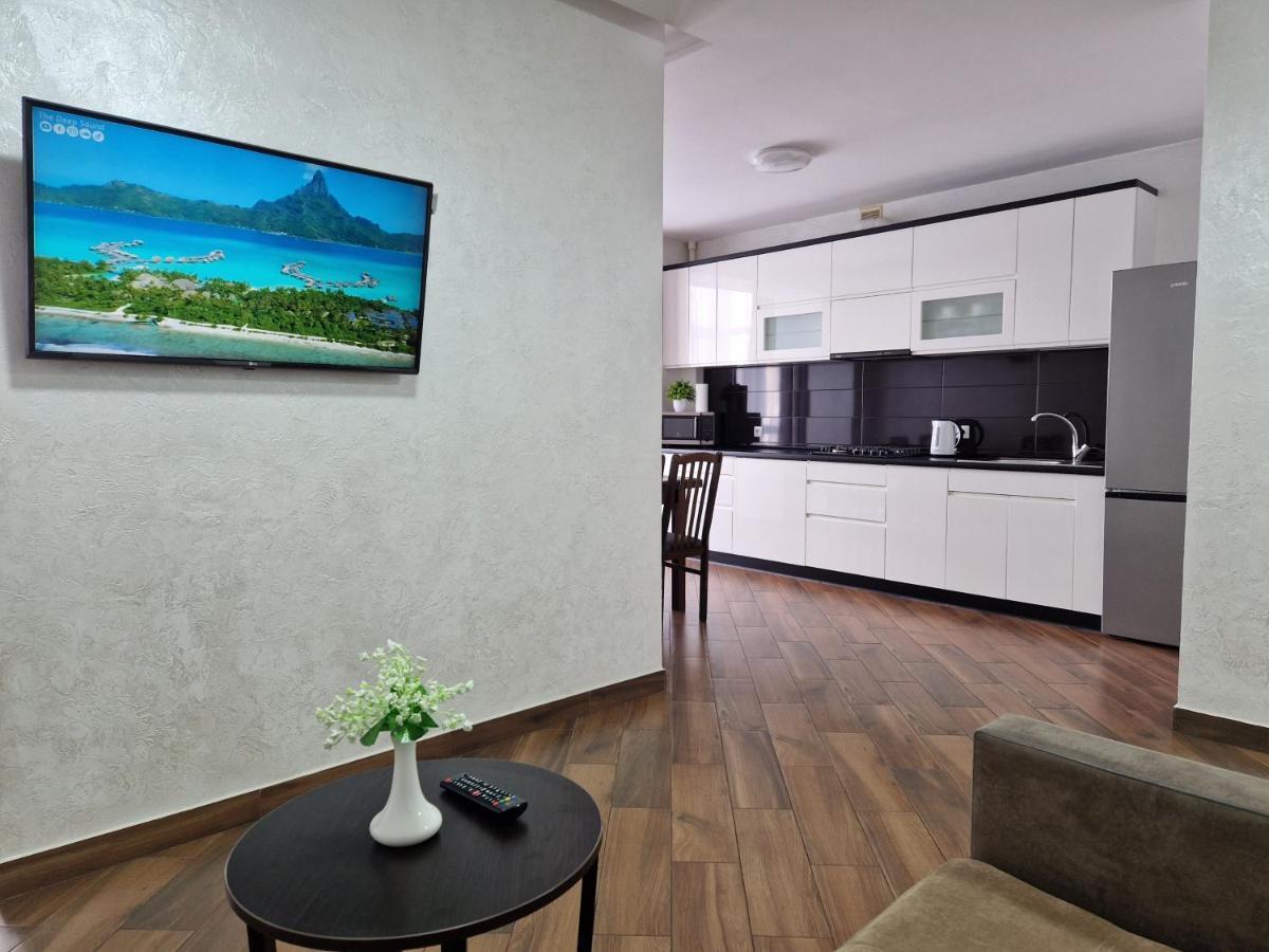Apartment On Belvedere Ιβανό-Φρανκίβσκ Εξωτερικό φωτογραφία