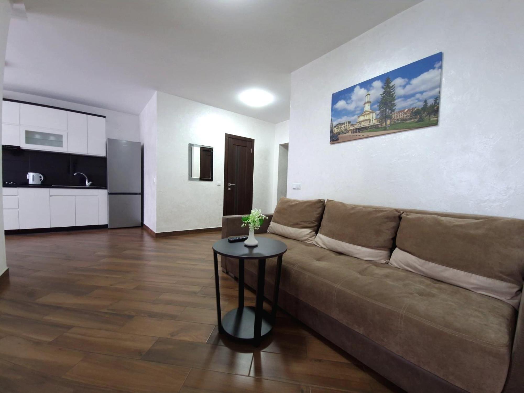 Apartment On Belvedere Ιβανό-Φρανκίβσκ Εξωτερικό φωτογραφία