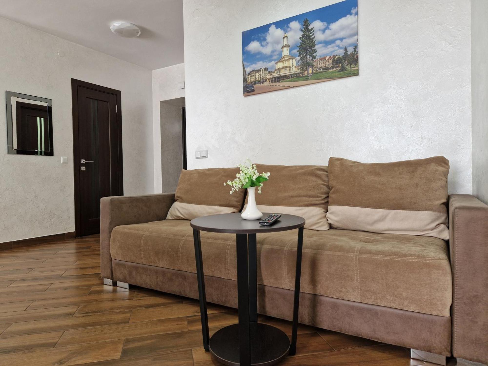 Apartment On Belvedere Ιβανό-Φρανκίβσκ Εξωτερικό φωτογραφία