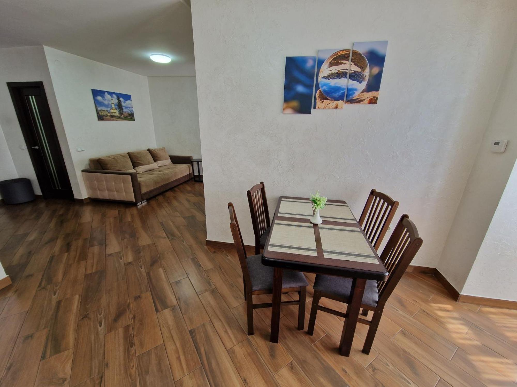 Apartment On Belvedere Ιβανό-Φρανκίβσκ Εξωτερικό φωτογραφία